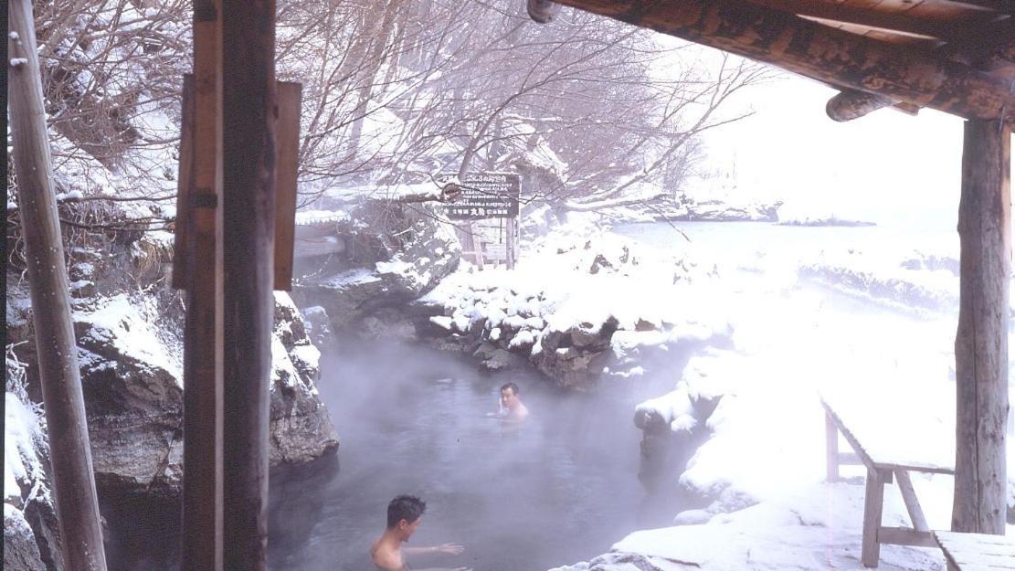 Marukoma Onsen Ryokan Chitose  Exterior foto